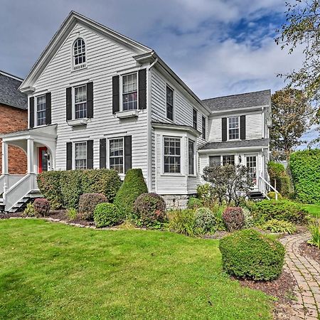 Unique And Historic Home Walk To Lake Champlain بلاتسبورغ المظهر الخارجي الصورة