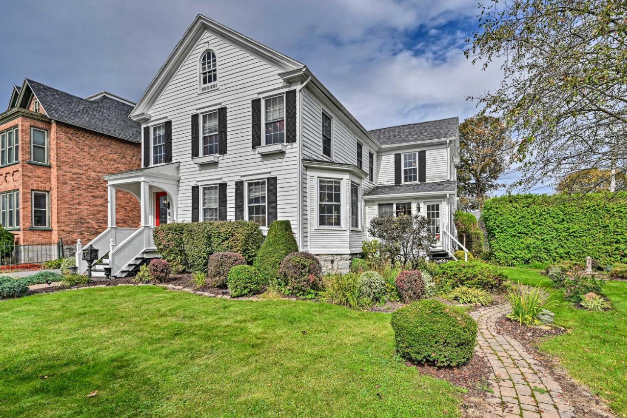 Unique And Historic Home Walk To Lake Champlain بلاتسبورغ المظهر الخارجي الصورة
