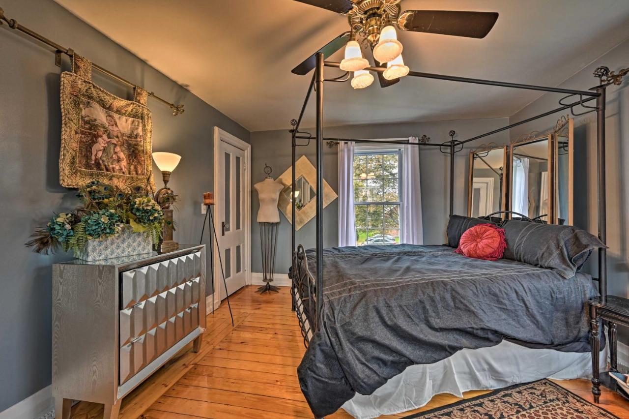 Unique And Historic Home Walk To Lake Champlain بلاتسبورغ المظهر الخارجي الصورة